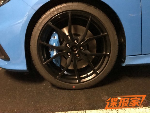 2018日內(nèi)瓦車展探館：?？怂筊S限量版